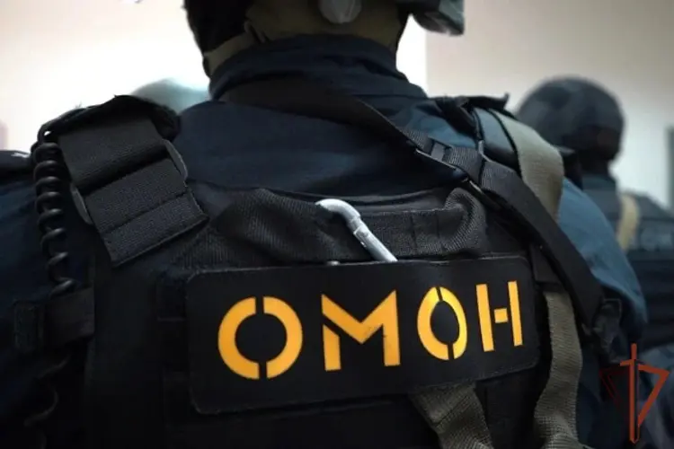 В Карачаево-Черкесии росгвардейцы оказали помощь пострадавшим в ДТП