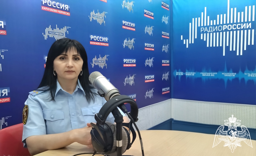  Офицер Росгвардии выступила в прямом эфире регионального радио