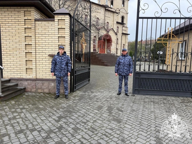 В Карачаево - Черкесии при участии Росгвардии обеспечен правопорядок в период празднования Пасхи