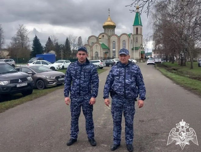 Правопорядок на Радоницу  обеспечили сотрудники Росгвардии в Карачаево - Черкесии 