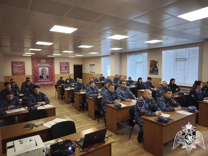В Карачаево-Черкесии росгвардейцы приняли участие в международной просветительской акции «Диктант Победы»