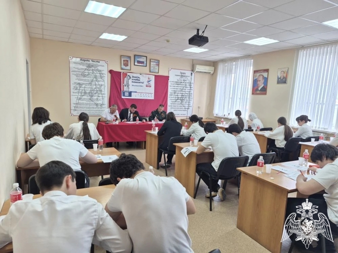 В Карачаево-Черкесии росгвардейцы приняли участие в международной просветительской акции «Диктант Победы»