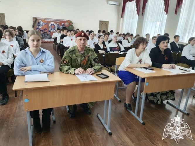 В Карачаево-Черкесии росгвардейцы приняли участие в международной просветительской акции «Диктант Победы»