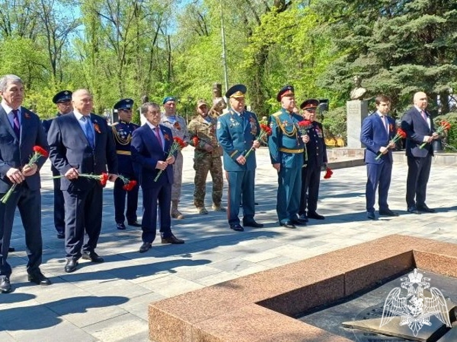 Начальник Управления Росгвардии по Карачаево-Черкесской Республике принял участие в торжественном митинге ко Дню Победы