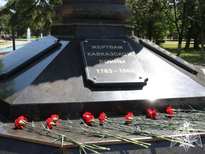 В Карачаево-Черкесии сотрудники Росгвардии приняли участие  памятном мероприятии