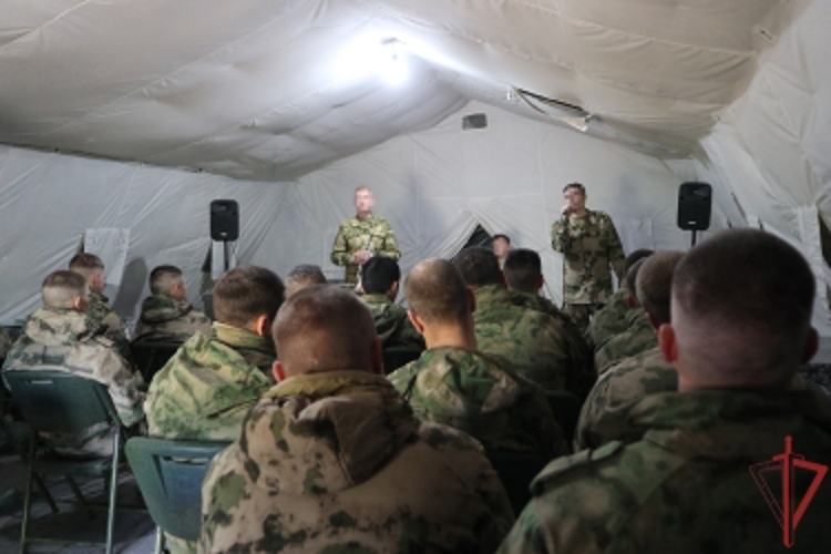 Военные музыканты Образцово-показательного оркестра Росгвардии выступили с концертами на передовой в зоне СВО