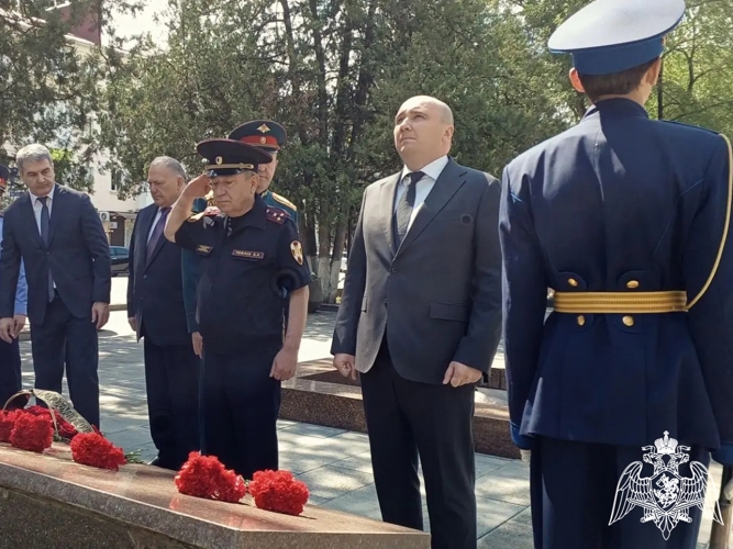 Начальник Управления Росгвардии по Карачаево-Черкесской Республике принял участие в памятном митинге