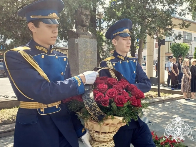 Начальник Управления Росгвардии по Карачаево-Черкесской Республике принял участие в памятном митинге