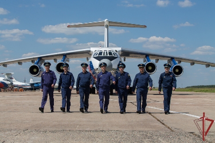 70-му смешанному авиационному полку Росгвардии – 35 лет