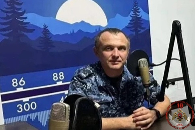 Офицер Росгвардии выступил в прямом эфире радиостанции «КЧР FM»