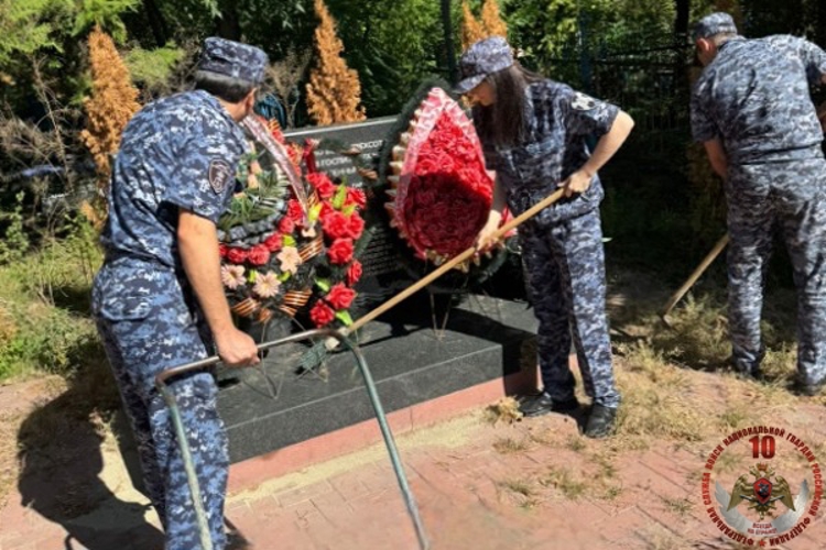 В Карачаево-Черкесии сотрудники Росгвардии продолжают участвовать в акции «На страже памяти»