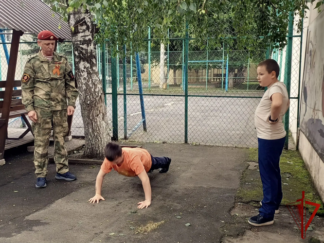 Спортивное мероприятие для воспитанников социального учреждения в Карачаево-Черкесии провели росгвардейцы