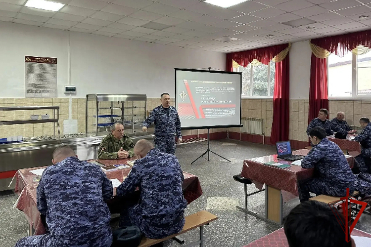  В Карачаево-Черкесии росгвардейцы почтил память генерала армии Ивана Яковлева