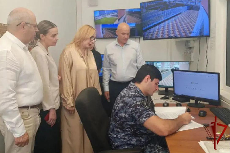 Сотрудники Росгвардии оценили готовность школ Карачаево-Черкесии к новому учебному году