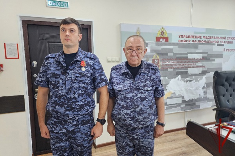 В Управлении Росгвардии по Карачаево-Черкесской Республике состоялось вручение государственных наград и присвоение званий