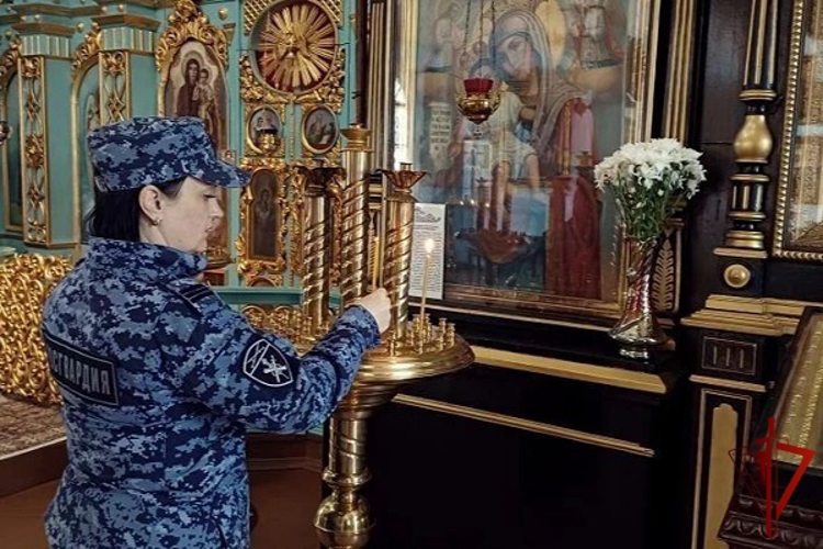 Росгвардейцы Карачаево-Черкесии приняли участие в праздничном богослужении в честь Рождества Пресвятой Богородицы