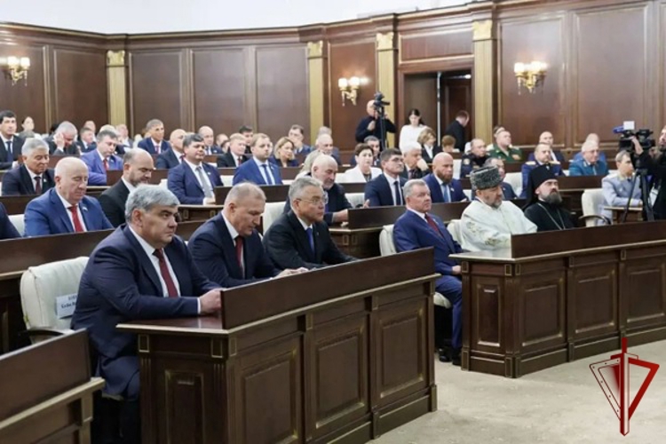 Начальник Управления Росгвардии по Карачаево-Черкесской Республике принял участие в торжественном заседании Народного Собрания региона