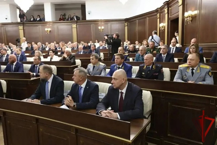 Начальник Управления Росгвардии по Карачаево-Черкесской Республике принял участие в торжественном заседании Народного Собрания региона
